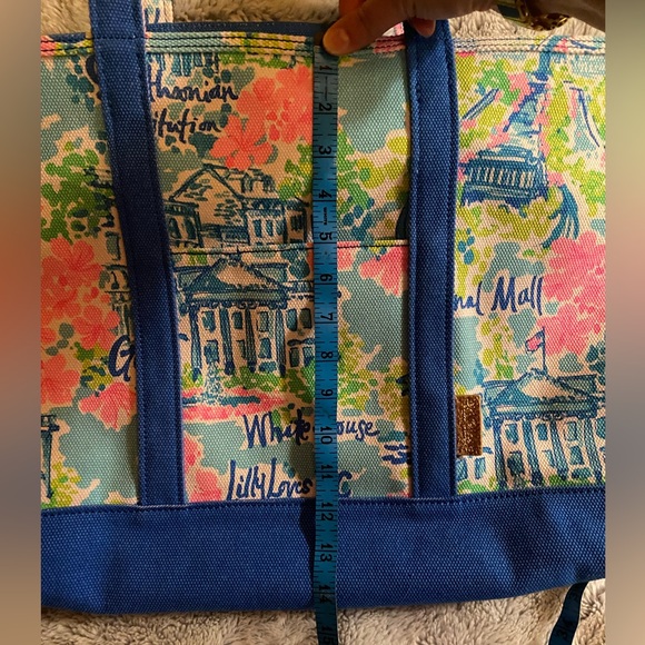 Lilly Pulitzer Lilly Loves DC tote bag - Picture 10 of 12